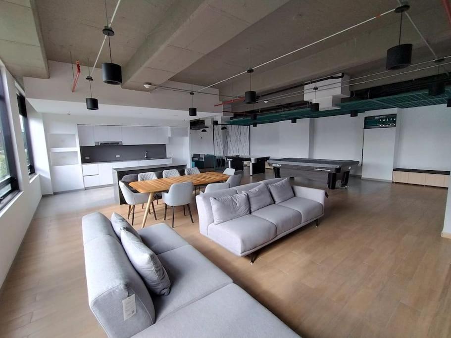 Espectacular, Cerca De Unisabana, Amoblado Dotado Apartamento Chía