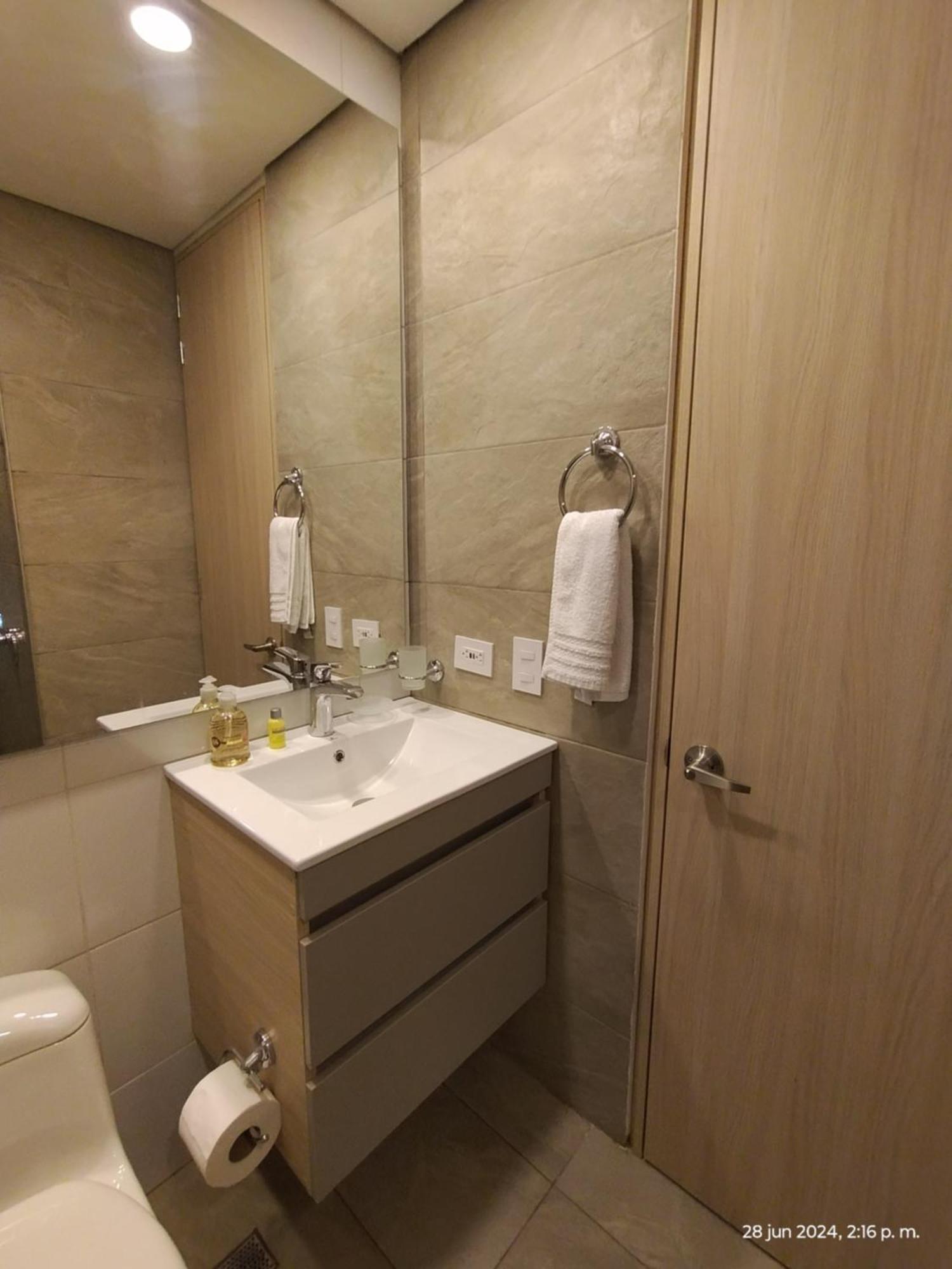 Apartment Espectacular, Cerca De Unisabana, Amoblado Dotado *